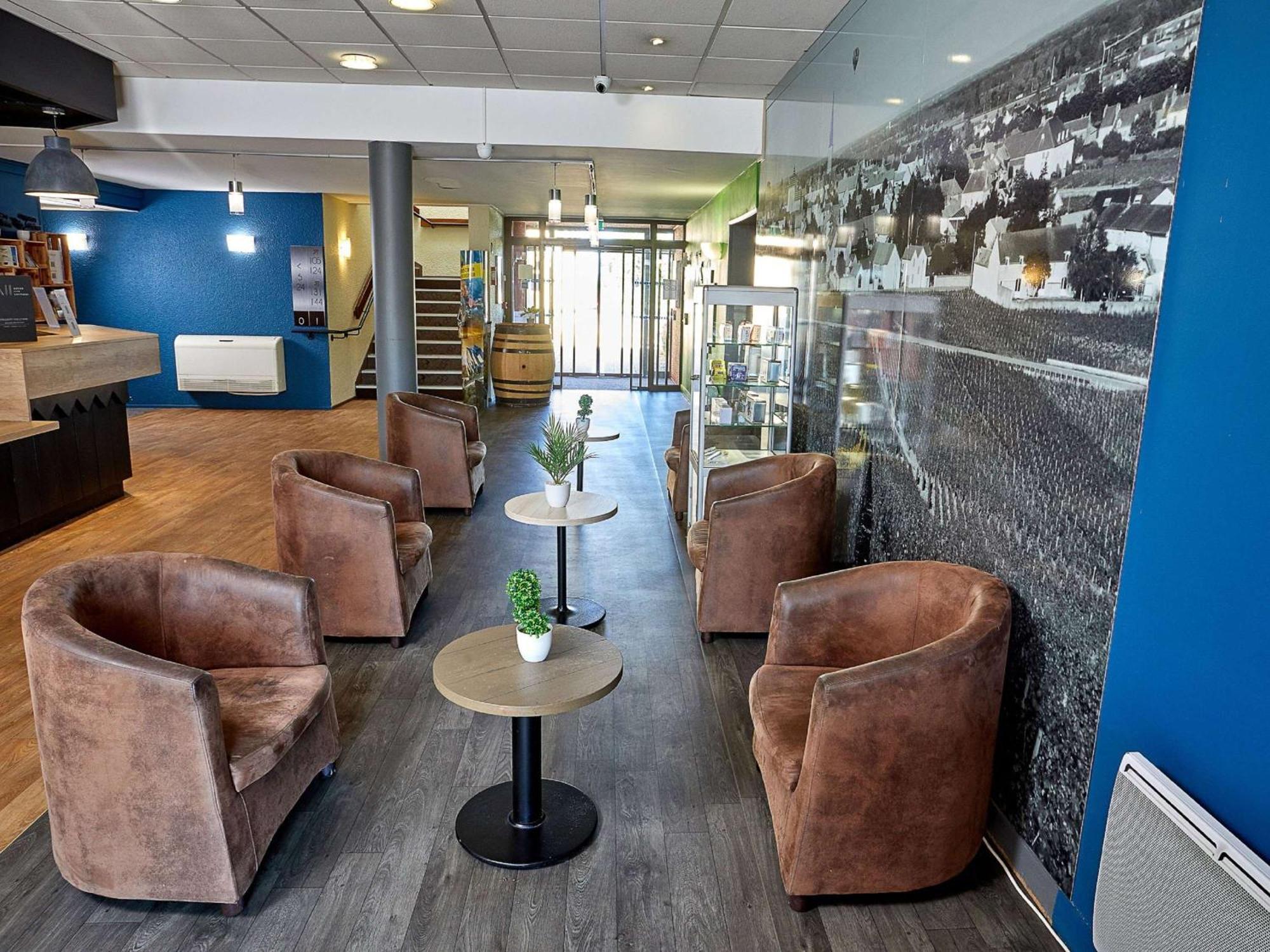 ホテル Ibis Auxerre Sud Venoy エクステリア 写真