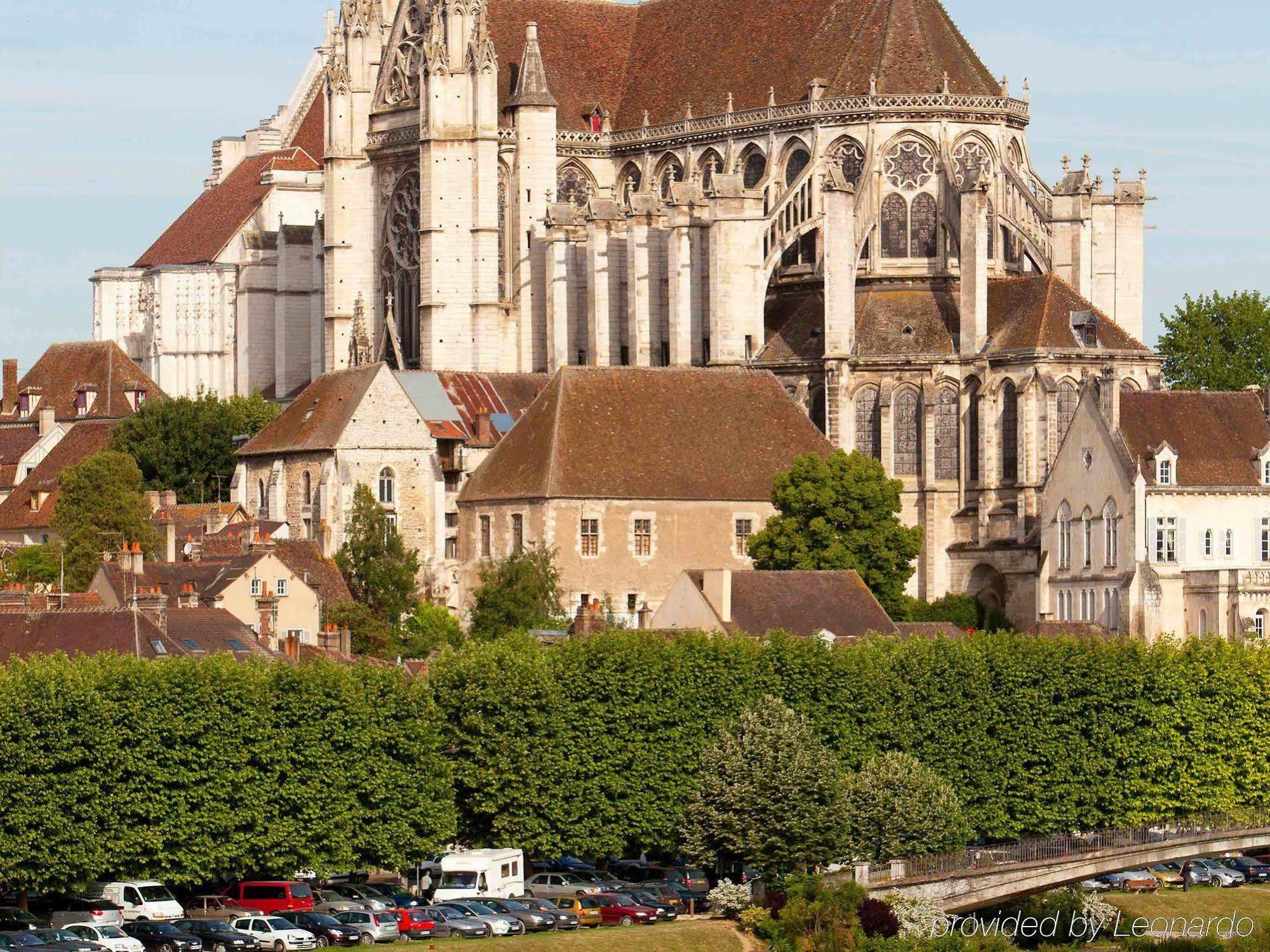 ホテル Ibis Auxerre Sud Venoy エクステリア 写真