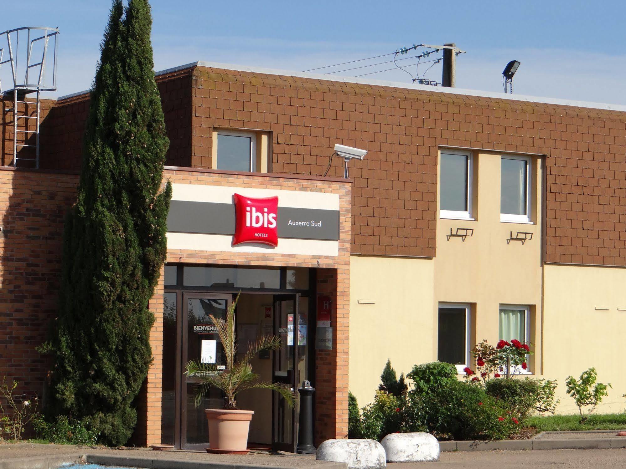 ホテル Ibis Auxerre Sud Venoy エクステリア 写真