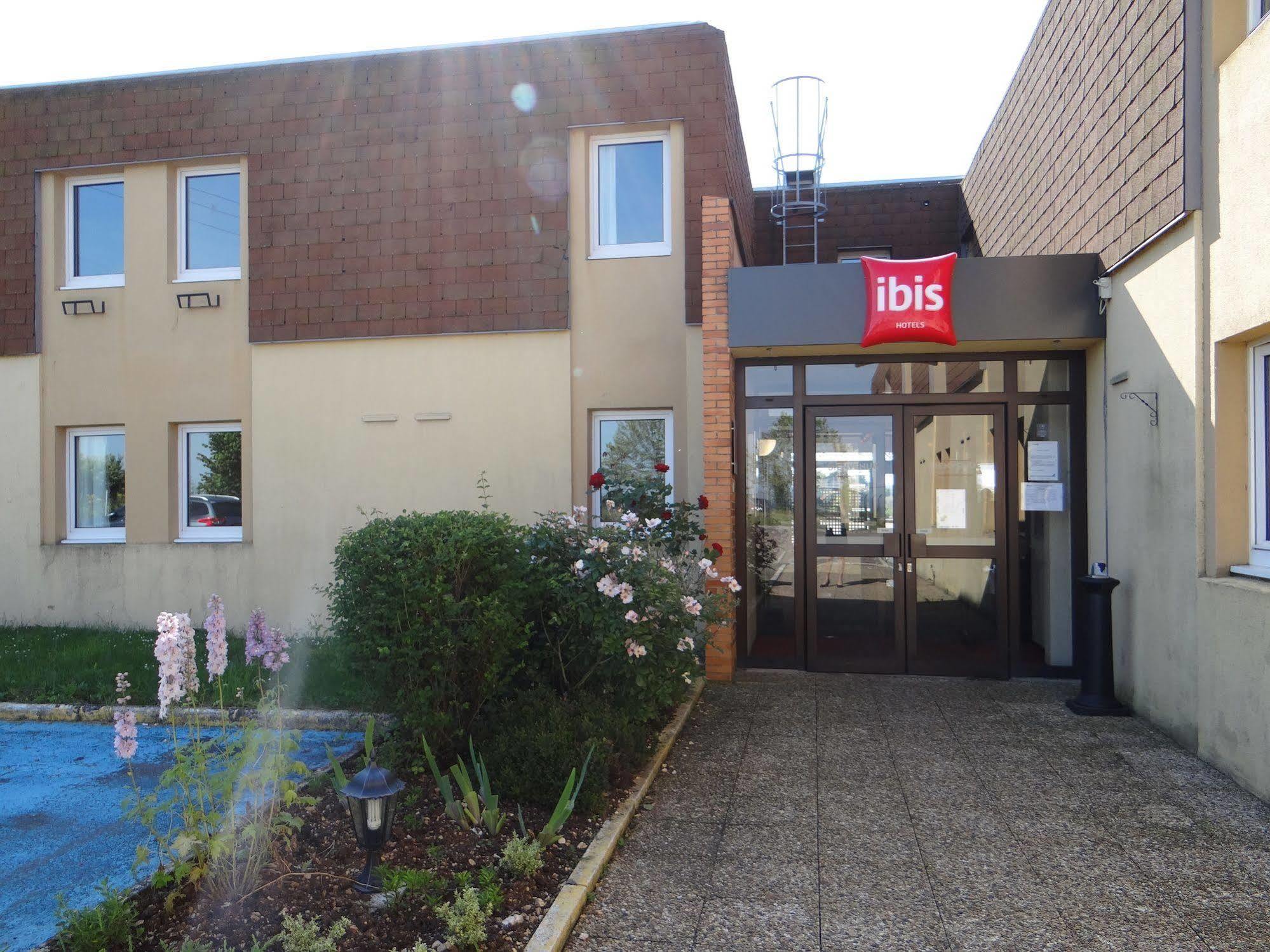 ホテル Ibis Auxerre Sud Venoy エクステリア 写真